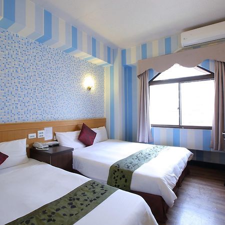 Chiayi Crown Hotel Buitenkant foto