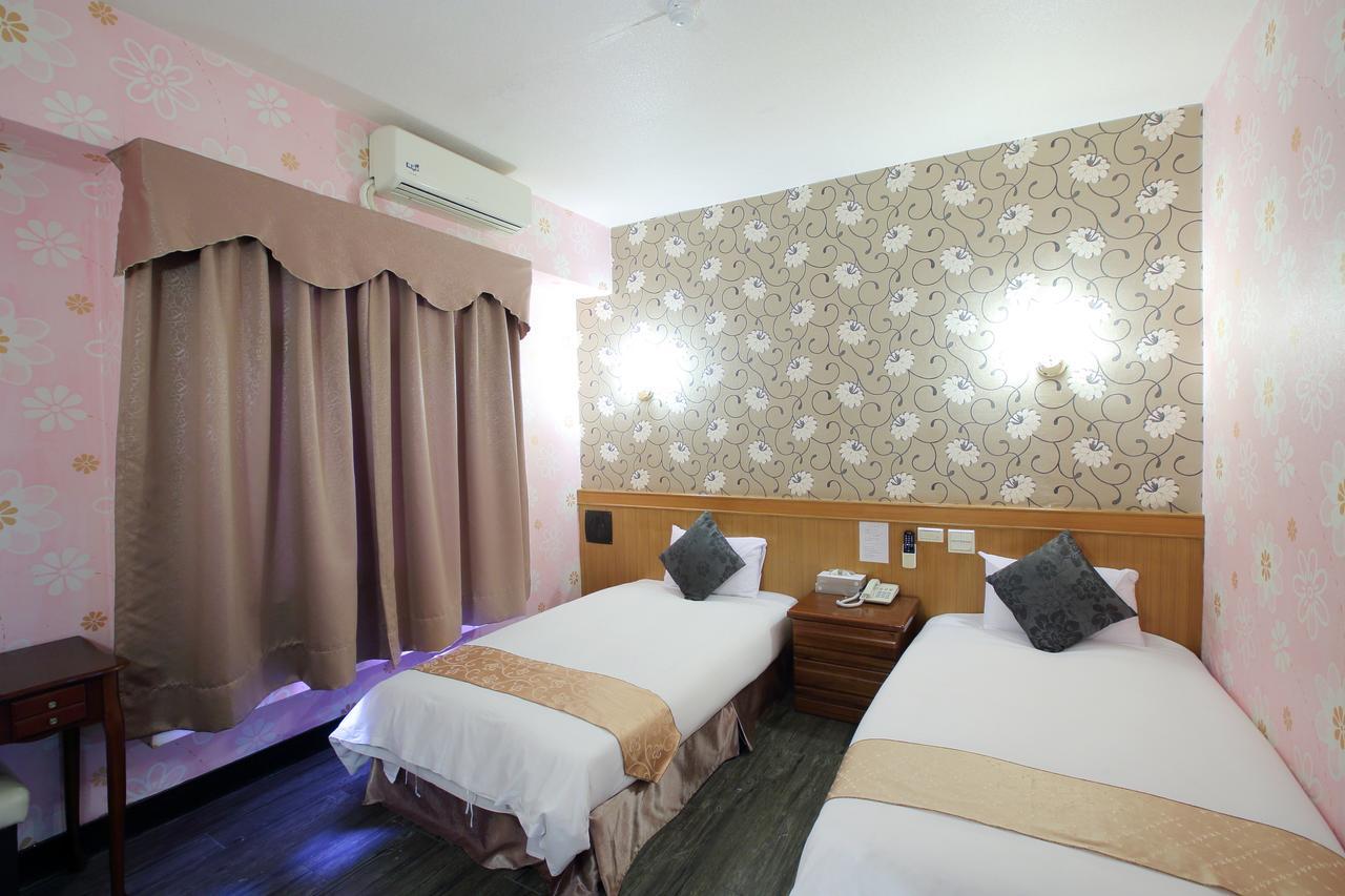 Chiayi Crown Hotel Buitenkant foto