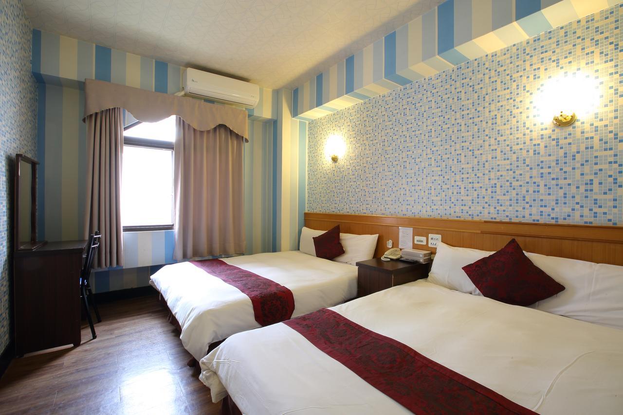 Chiayi Crown Hotel Buitenkant foto